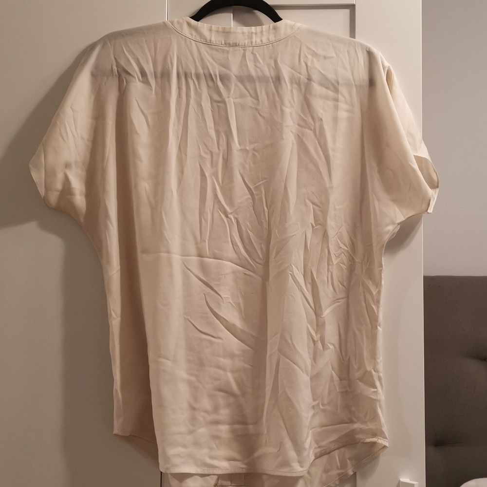 Blouse - Picture 2 of 3